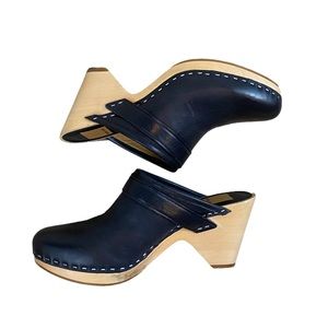 Dolce Vita Black Leather Wood Clogs